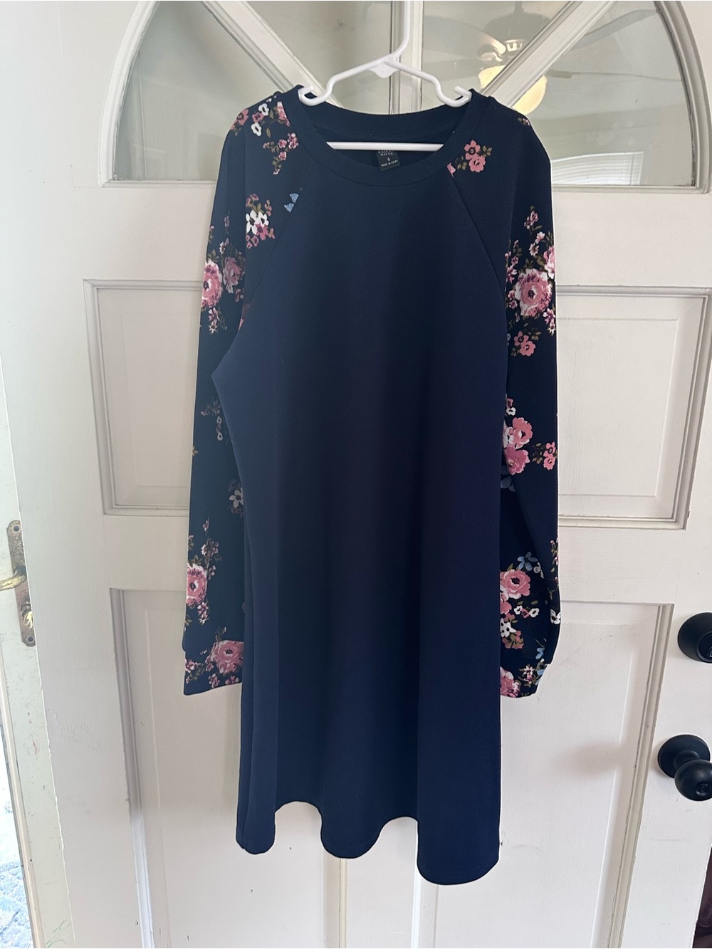 Navy Floral Sleeve Swing Dress